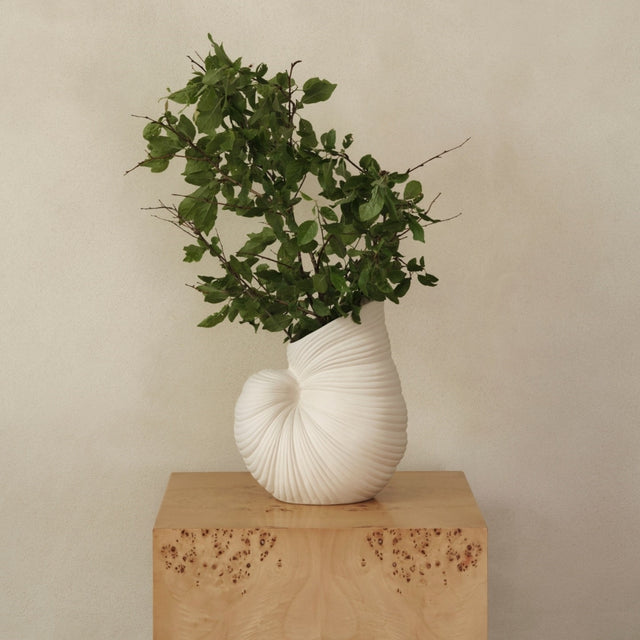 Vase Shell, Off-White - ferm LIVING